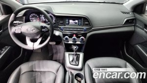 Hyundai AVANTE 1.6 2020 года из Южной Кореи