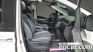 Hyundai Staria Lounge 9-Seater 2022 года из Южной Кореи