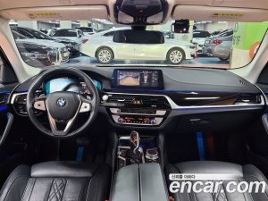 BMW 5-Series 530i Luxury Plus 2020 года из Южной Кореи