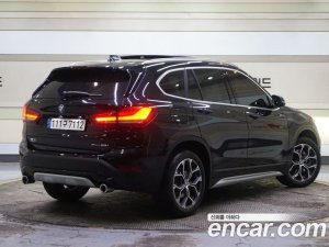BMW X1 xDrive 20i xLine 2021 года из Южной Кореи
