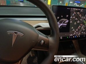 Tesla Model Y Standard RANGE 2021 года из Южной Кореи