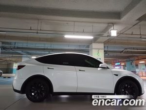 Tesla Model Y Standard RANGE 2021 года из Южной Кореи