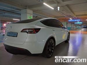 Tesla Model Y Standard RANGE 2021 года из Южной Кореи