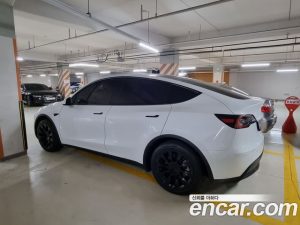 Tesla Model Y Standard RANGE 2021 года из Южной Кореи