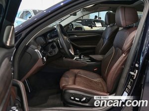 BMW 5-Series 520d Luxury Plus 2020 года из Южной Кореи