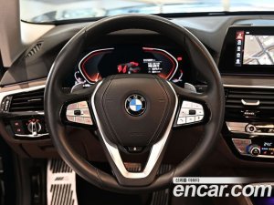 BMW 5-Series 520d Luxury Plus 2020 года из Южной Кореи