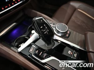BMW 5-Series 520d Luxury Plus 2020 года из Южной Кореи