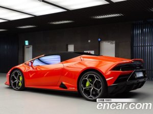 Lamborghini Huracan EVO 5.2 SPYDER 2020 года из Южной Кореи