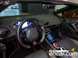 Lamborghini Huracan EVO 5.2 SPYDER 2020 года из Южной Кореи