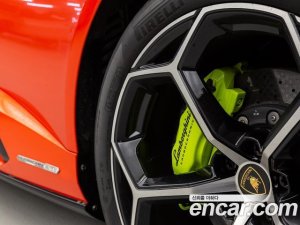 Lamborghini Huracan EVO 5.2 SPYDER 2020 года из Южной Кореи
