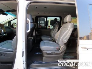 Hyundai Staria 4WD Lounge 9-Seater 2022 года из Южной Кореи