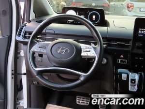 Hyundai Staria 4WD Lounge 9-Seater 2022 года из Южной Кореи