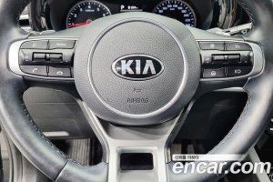 Kia K5 2.0 2020 года из Южной Кореи