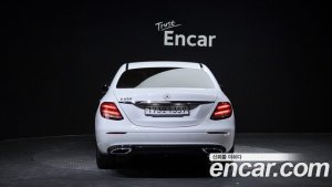 Mercedes-Benz E-Class E250 Avantgarde 2020 года из Южной Кореи