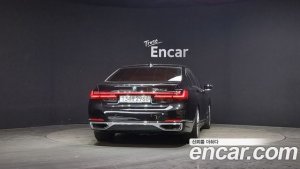 BMW 7-Series 745Le i퍼포먼스 Design Pure Excellence 2020 года из Южной Кореи
