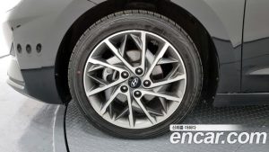 Hyundai AVANTE 1.6 2020 года из Южной Кореи