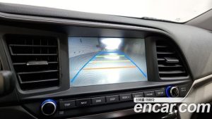 Hyundai AVANTE 1.6 2020 года из Южной Кореи