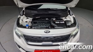 Kia Seltos Дизель 1.6 2WD 2020 года из Южной Кореи