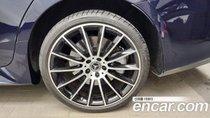 Mercedes-Benz CLS-Class CLS450 4MATIC AMG Line 2020 года из Южной Кореи