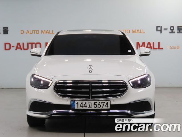 Mercedes-Benz E-Class E250 Exclusive 2021 года из Кореи