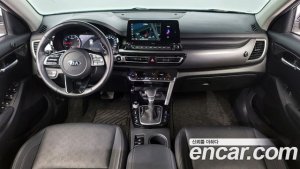 Kia Seltos Бензин 1.6 Turbo 2WD 2022 года из Южной Кореи