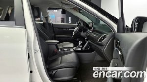 Kia Seltos Бензин 1.6 Turbo 2WD 2022 года из Южной Кореи