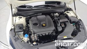 Kia K5 2.0 2020 года из Южной Кореи