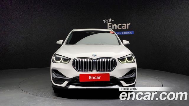 BMW X1 xDrive 18d xLine 2021 года из Кореи