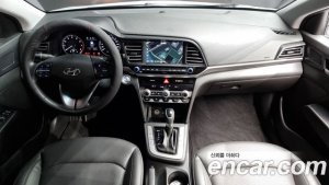 Hyundai AVANTE 1.6 2020 года из Южной Кореи
