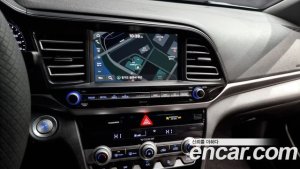 Hyundai AVANTE 1.6 2020 года из Южной Кореи