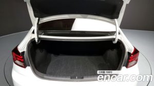 Hyundai AVANTE 1.6 2020 года из Южной Кореи