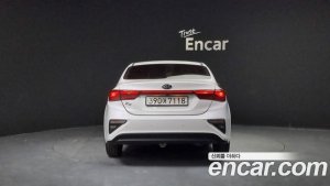 Kia K3 2020 года из Южной Кореи