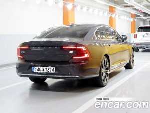 Volvo S90 T8 AWD Inscription 2021 года из Южной Кореи