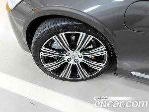 Volvo S90 T8 AWD Inscription 2021 года из Южной Кореи