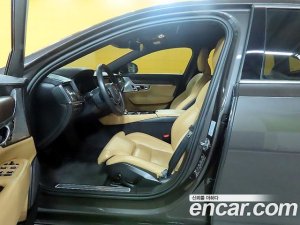Volvo S90 T8 AWD Inscription 2021 года из Южной Кореи