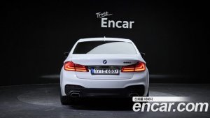BMW 5-Series 520i M Sport 2020 года из Южной Кореи