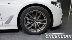 BMW 5-Series 520i M Sport 2020 года из Южной Кореи