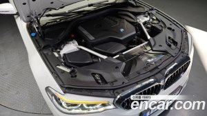 BMW 5-Series 520i M Sport 2020 года из Южной Кореи