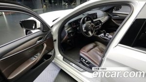 BMW 5-Series 520i M Sport 2020 года из Южной Кореи