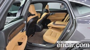 Volvo S90 B5 Inscription 2021 года из Южной Кореи