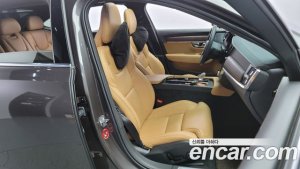 Volvo S90 B5 Inscription 2021 года из Южной Кореи