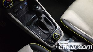 Hyundai Venue 1.6 Flux 2020 года из Южной Кореи