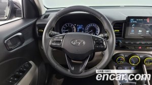 Hyundai Venue 1.6 Flux 2020 года из Южной Кореи