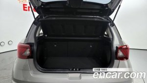 Hyundai Venue 1.6 Flux 2020 года из Южной Кореи