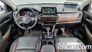 Kia Seltos Бензин 1.6 Turbo 4WD 2021 года из Южной Кореи