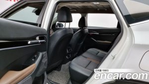 Kia Seltos Бензин 1.6 Turbo 4WD 2021 года из Южной Кореи