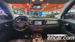 Kia Niro Noblesse 2021 года из Южной Кореи
