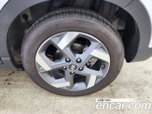Hyundai Venue 1.6 Flux 2021 года из Южной Кореи