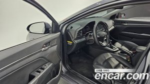Hyundai AVANTE 1.6 2020 года из Южной Кореи