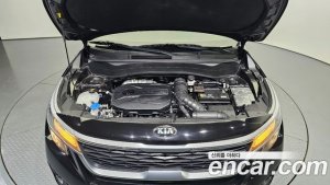 Kia Seltos Бензин 1.6 Turbo 2WD 2020 года из Южной Кореи